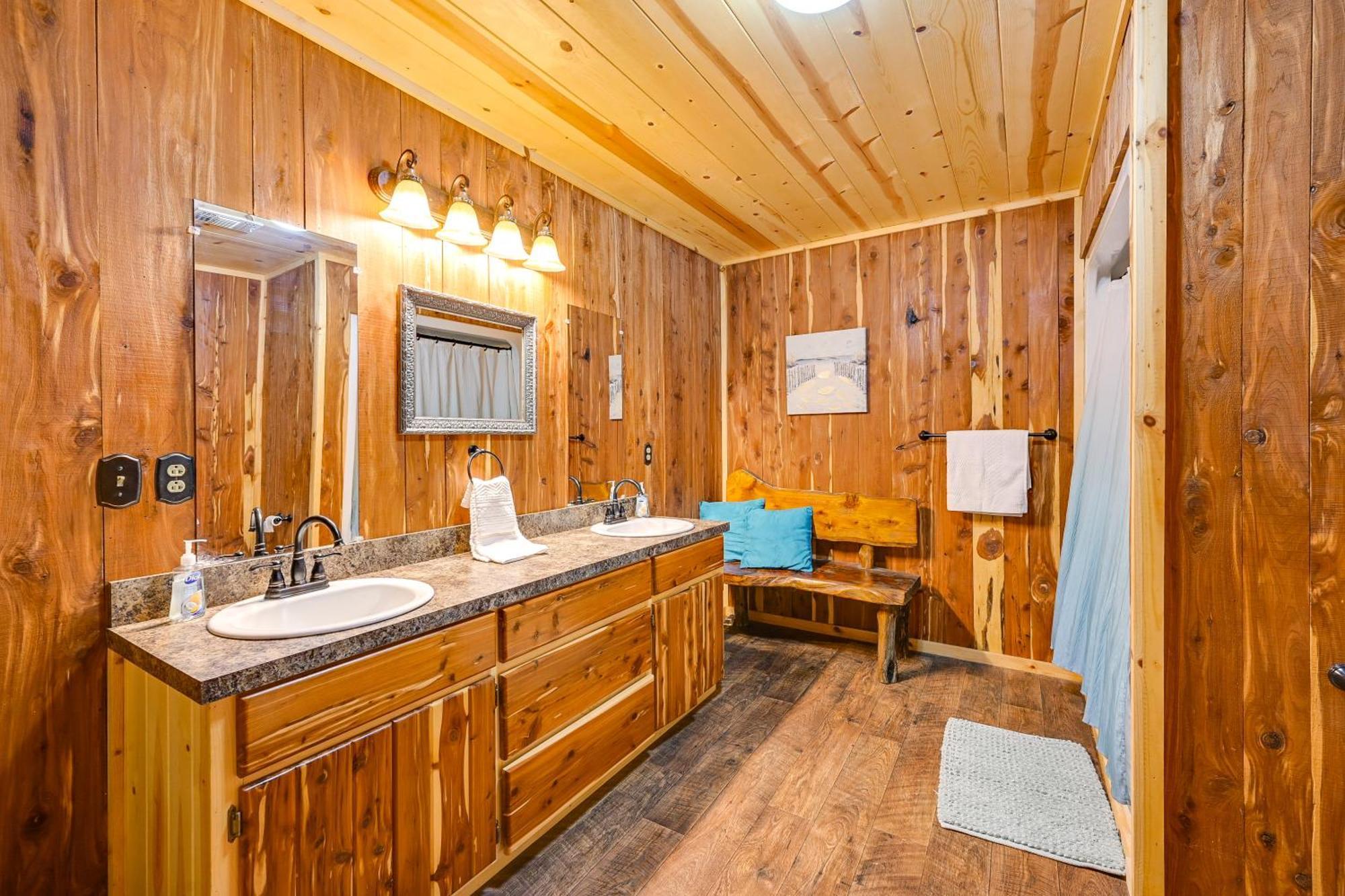 Вилла Quiet Abode With Gas Grill About 5 Miles To Broken Bow! Экстерьер фото